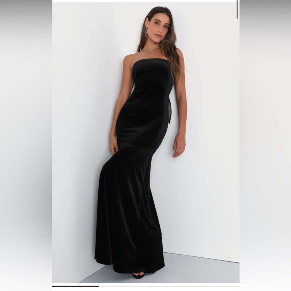 Lulu Mesmerizing Elegance Black Velvet Strapless Backless Maxi Dress